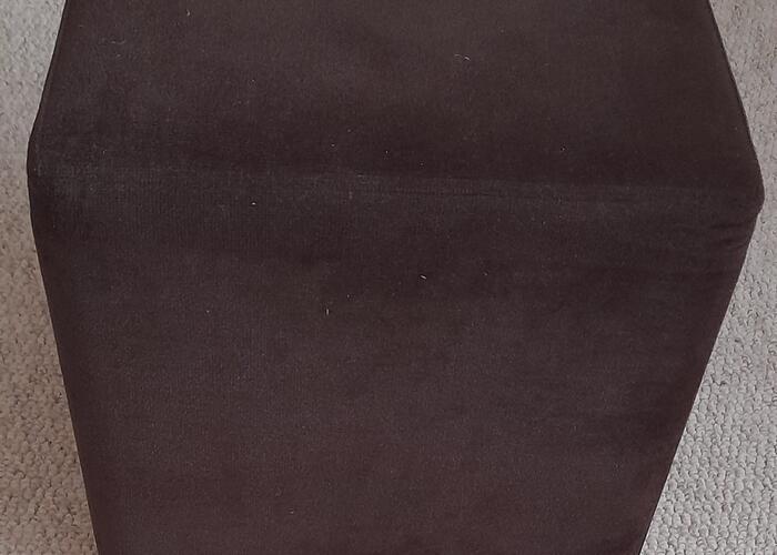 Grajewo ogłoszenia: Sprzedam 2 pufy w stanie bardzo dobrym. 
40 zł za obie