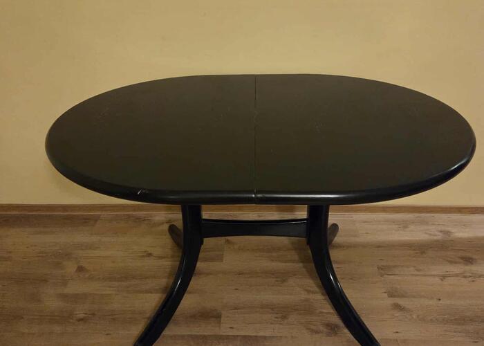 Grajewo ogłoszenia: Sprzedam meble używane do pokoju:
- stół owalny drewniany i 4...